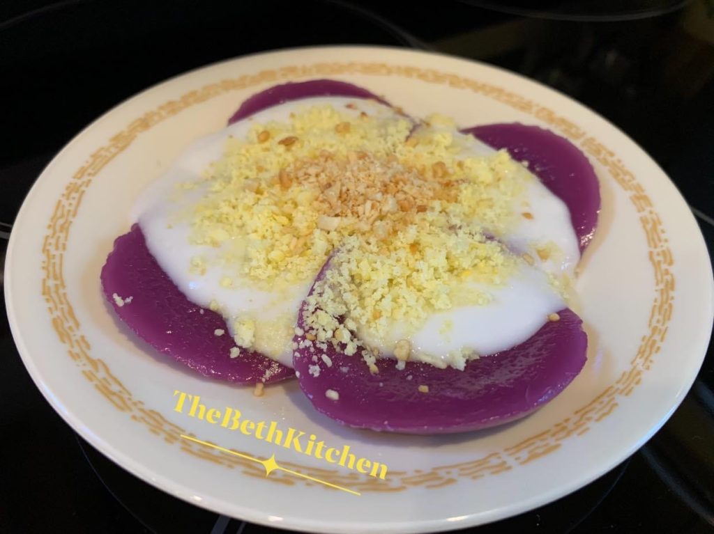 Cách Làm Bánh Bèo Ngọt thật ngon _ Bánh Bèo Lá Cẩm. Steamed Rice Cake_English subtitle.