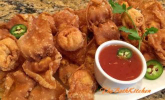 Hoành Thánh Tôm Chiên - Crispy Fried Shrimp Wonton with Sweet and Sour Dipping Sauce