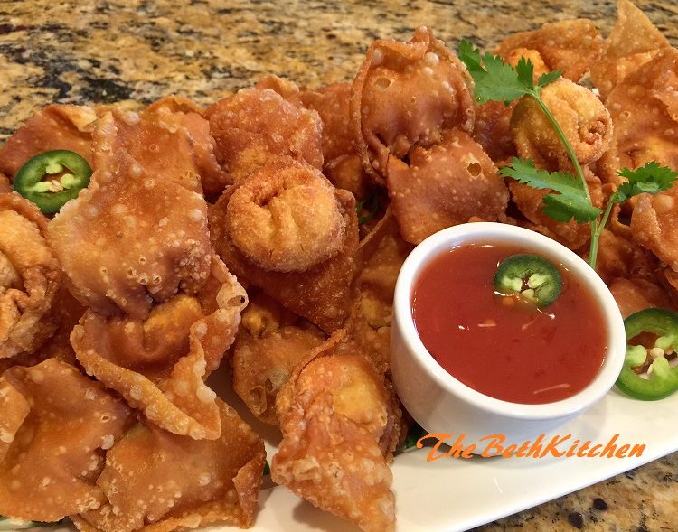 Hoành Thánh Tôm Chiên - Crispy Fried Shrimp Wonton with Sweet and Sour Dipping Sauce