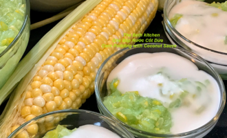 Vietnamese Corn Pudding with Coconut Sauce _ Che Bap